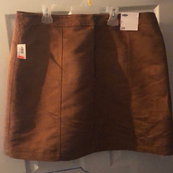 Skirt - Picture 1 of 3